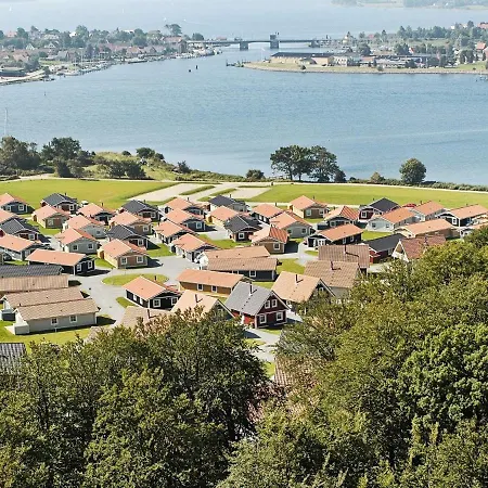 Apartamento 4 Person On A In *