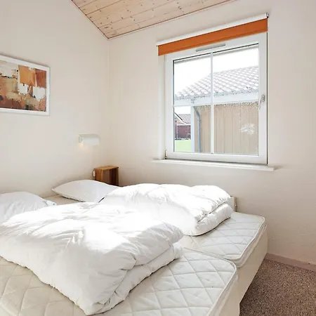 Apartment 4 Person On A In Grasten